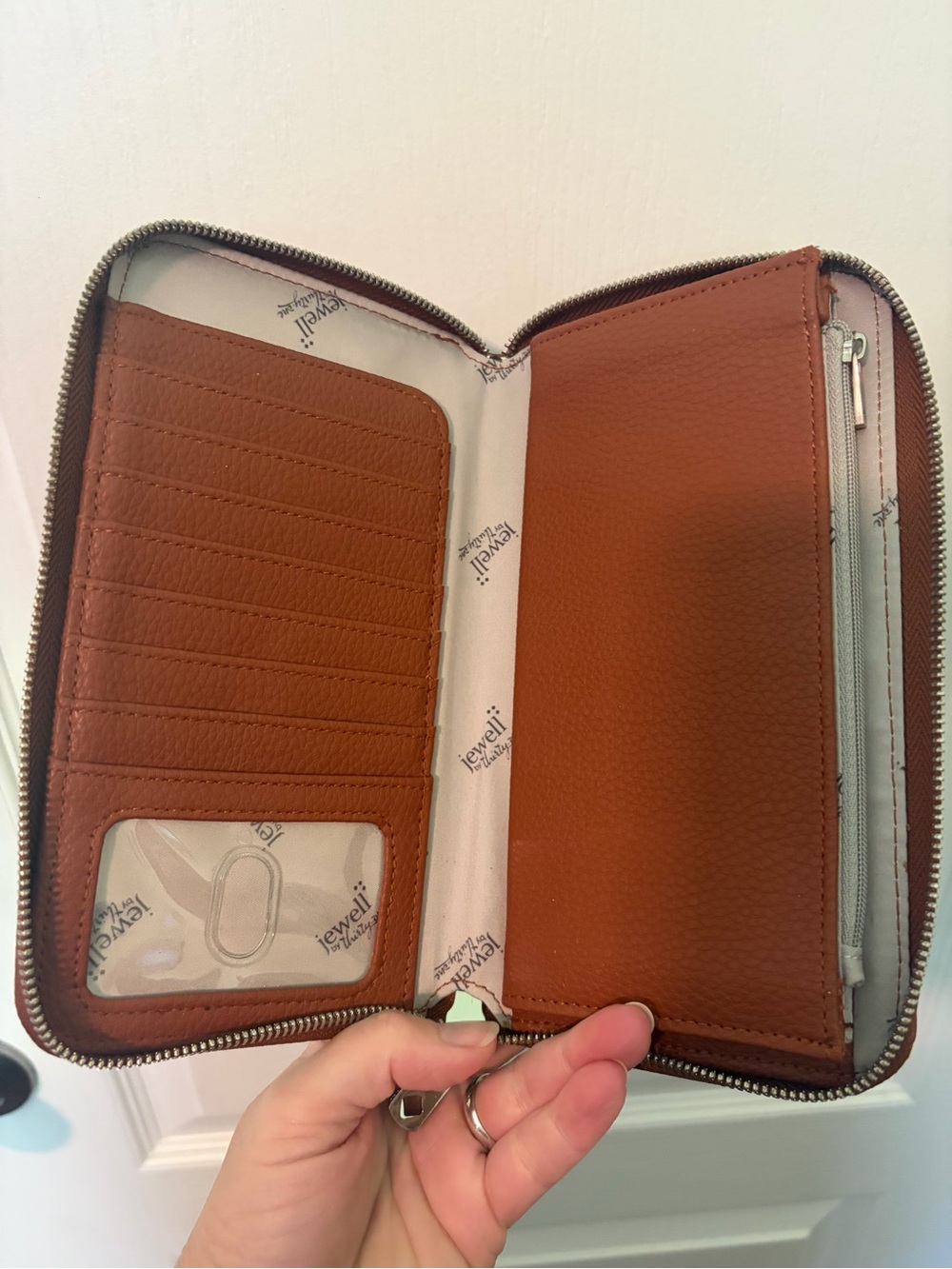 Thirty-one All About the Benjamins Wallet - Picture 3 of 3